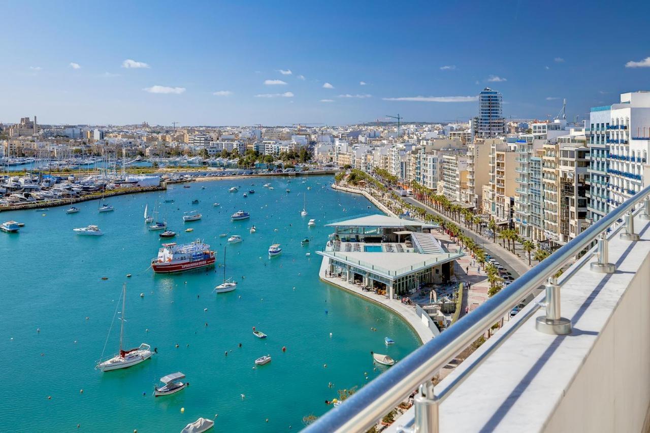 Superlative Penthouse With Valletta And Harbour Views Sliema