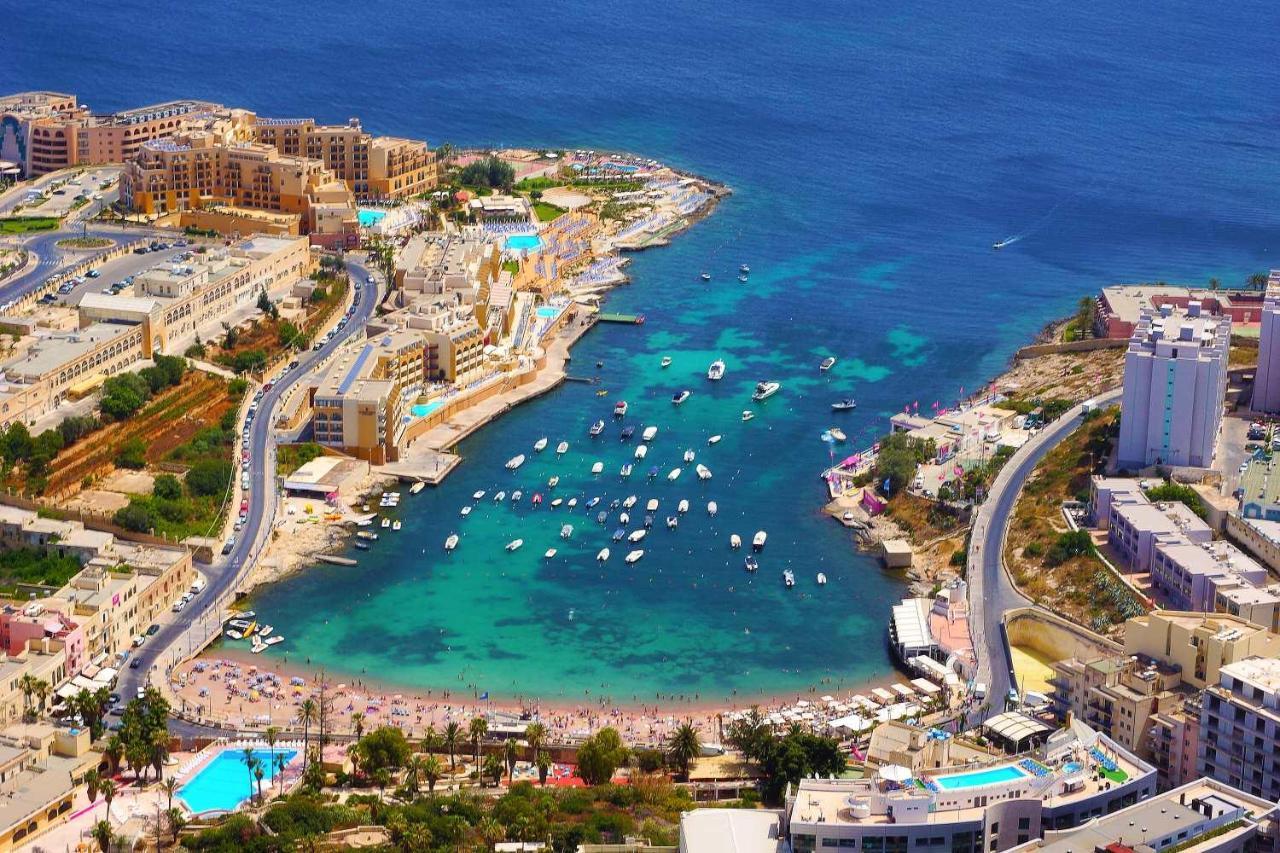 Apartment Superlative Penthouse With Valletta And Harbour Views