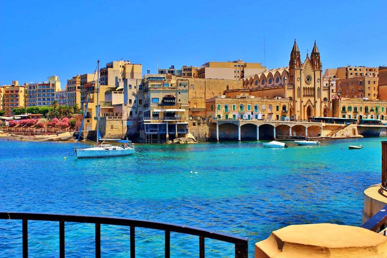 Superlative Penthouse With Valletta And Harbour Views